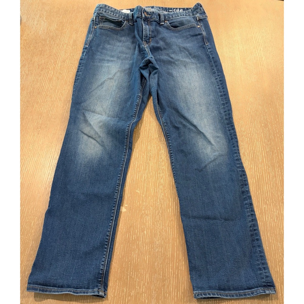 Gap 1969 Women's 33R Real Straight Jeans Medium Wash Stretch Denim